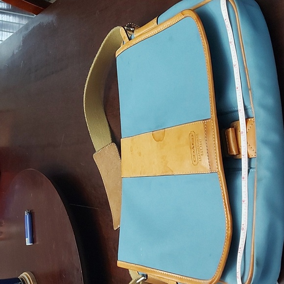 Coach blue and tan leather Trim messenger crossbody bag serial 6411 - Picture 11 of 13